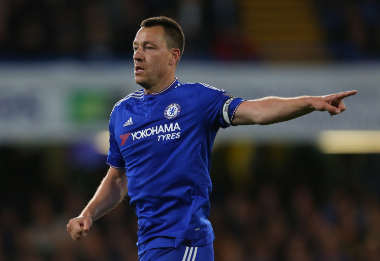 LONDON, ENGLAND - MAY 02 : John Terry of Chelsea during the Barclays Premier League match between Chelsea and Tottenham Hotspur at Stamford Bridge on May 2, 2016 in London, England. (Photo by Catherine Ivill - AMA/Getty Images)